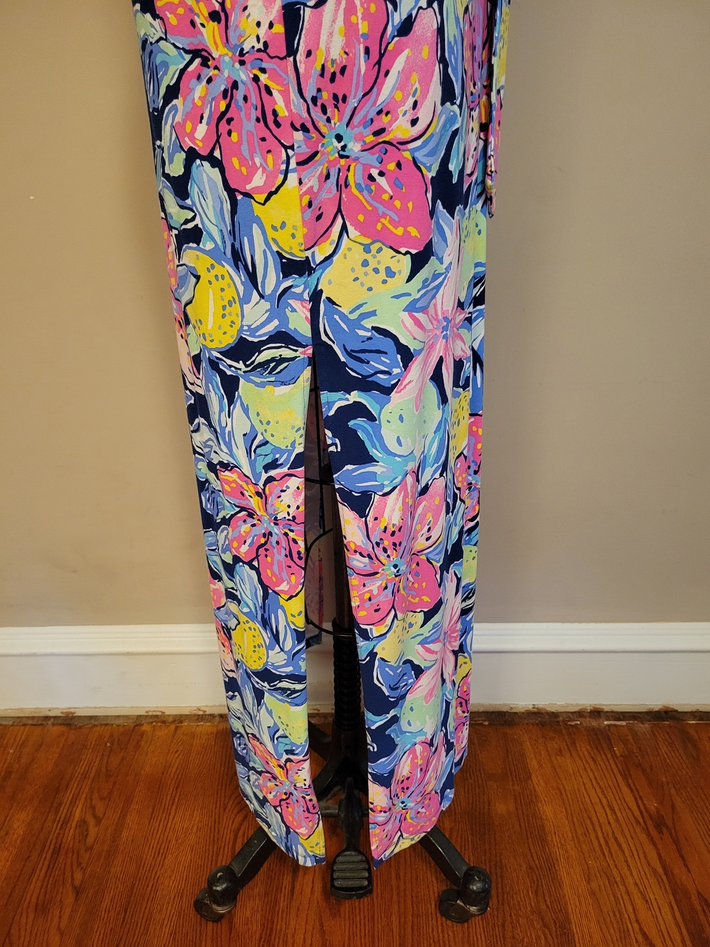 Lilly Pulitzer Floral Navy Knit Maxi Shirt Dress with Tie Waist - Picture 3 of 7